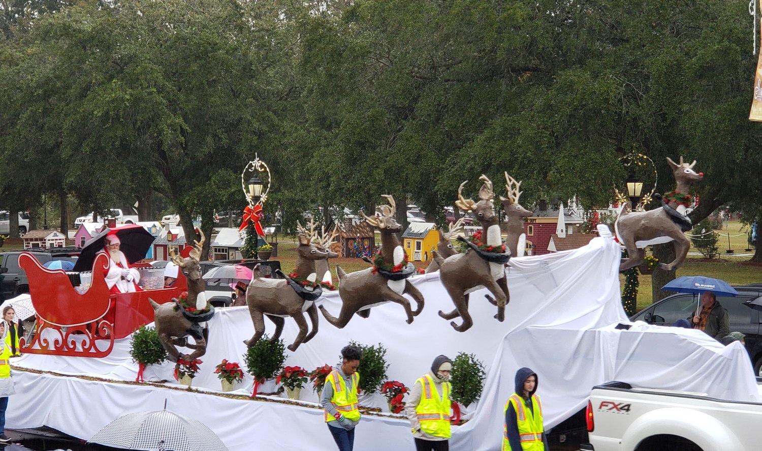 Still time to sign up for the Kiwanis Club’s Annual Foley Christmas